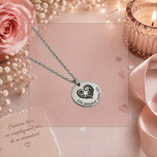 Pendentif sur chaîne "Un amour sans fin"